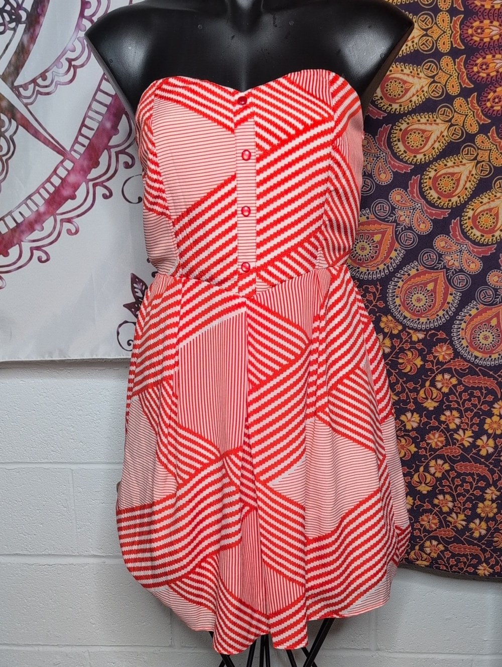 Hello Miss Red Print Strapless Dress